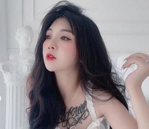 เล่นกับคุณเป็นคนรักรอบใหญ่
