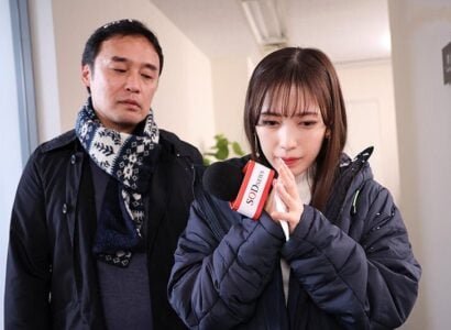 นอนบนเตียงเดียวกันกับผู้อำนวยการกระตือรือร้นเลขานุการตกอยู่ในแขนการทรยศ