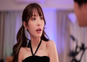ภาพยนตร์เซ็กส์ล่าสุดของ Kana Momonogi นั้นกระตุ้นอย่างมากและเต็มไปด้วยความประหลาดใจ