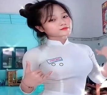 ความสุขกับลูกสาวสองคนที่มีเสน่ห์